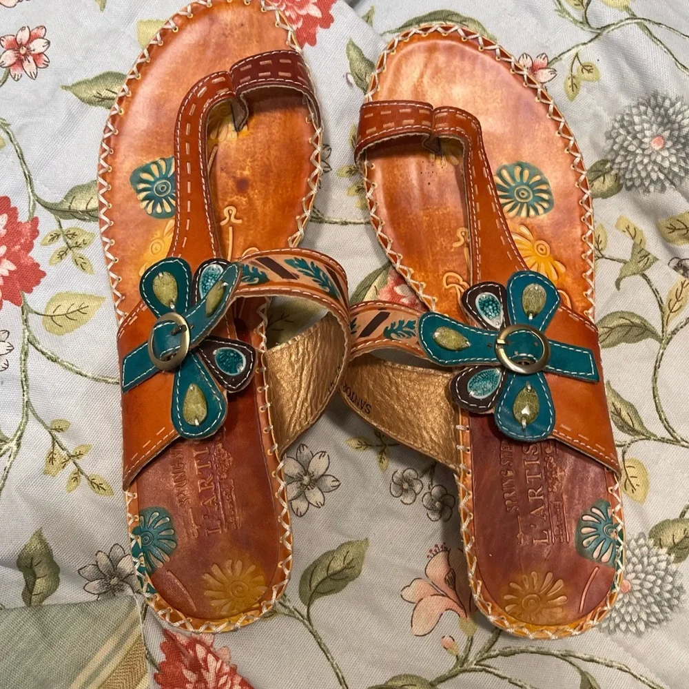 L’artiste Santorini Slide Wedge Sandal